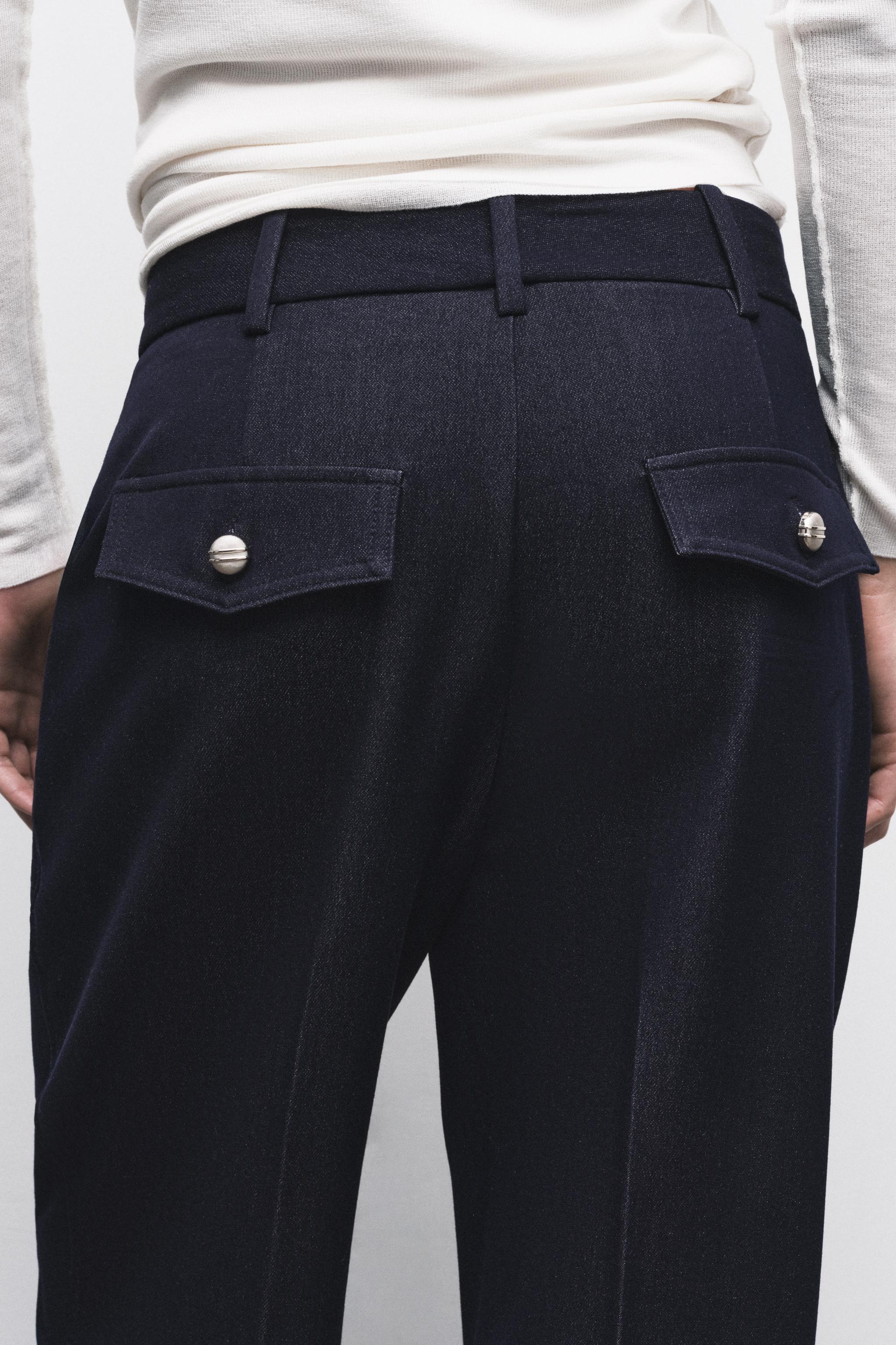 PIN TUCK STRAIGHT LEG PANTS